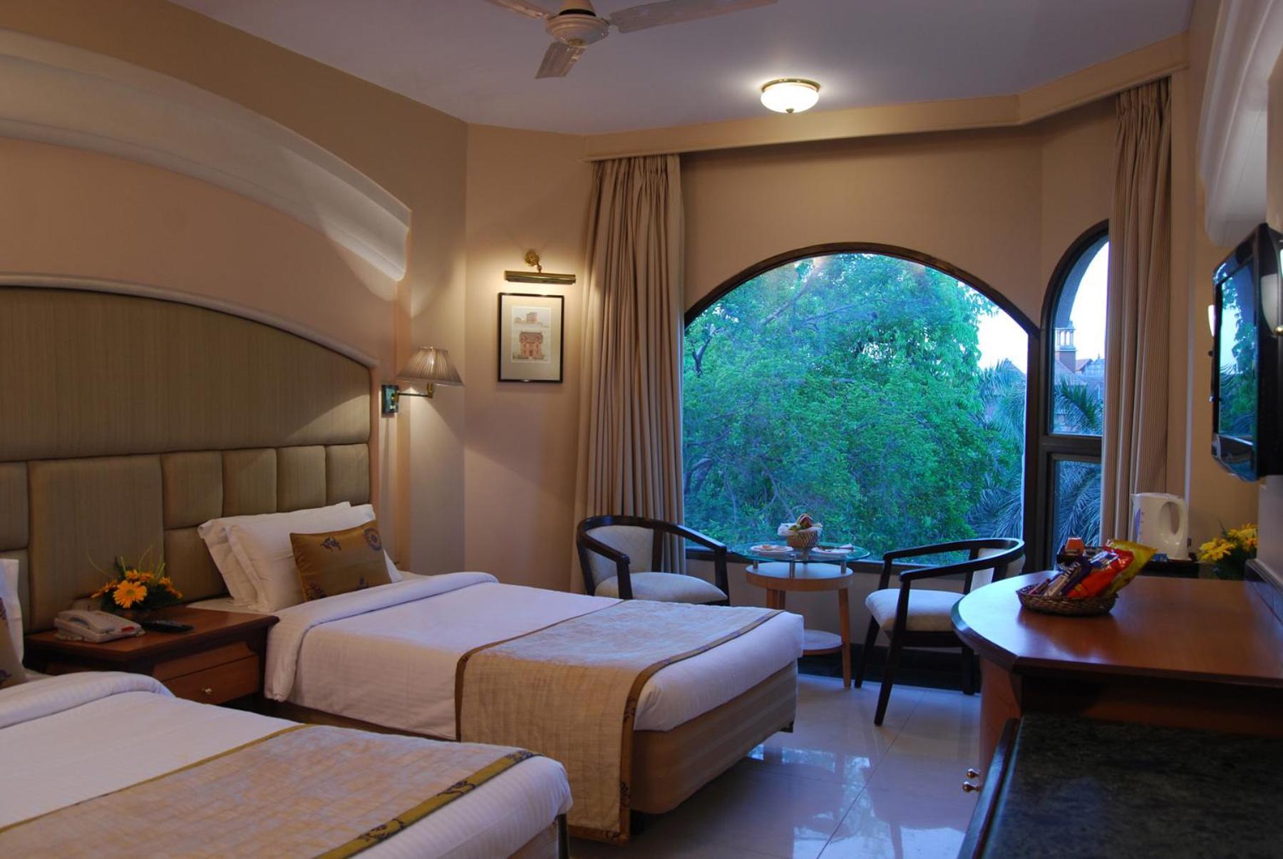 Lords Inn Vadodara Phòng bức ảnh